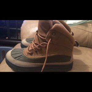 ACG Nike boots for boys